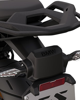 The BMW R 1300 GS Option 719 Biscaya with functionally integrated turn indicators and rear radar