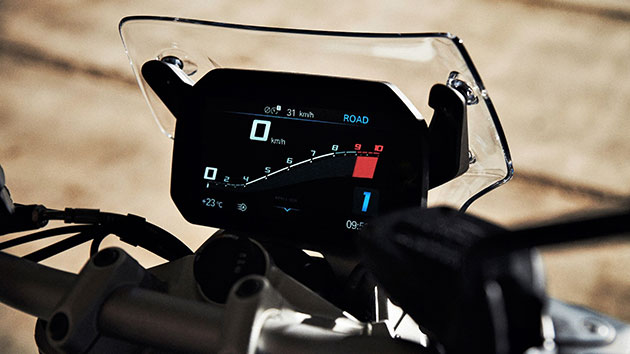 La BMW R 1250 R avec écran TFT et Connectivity