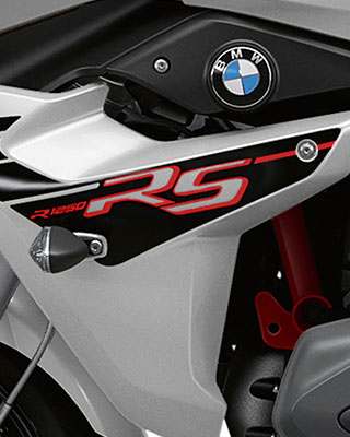Style Sport R 1250 RS with Light white paintwork.