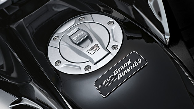 K 1600 Grand America