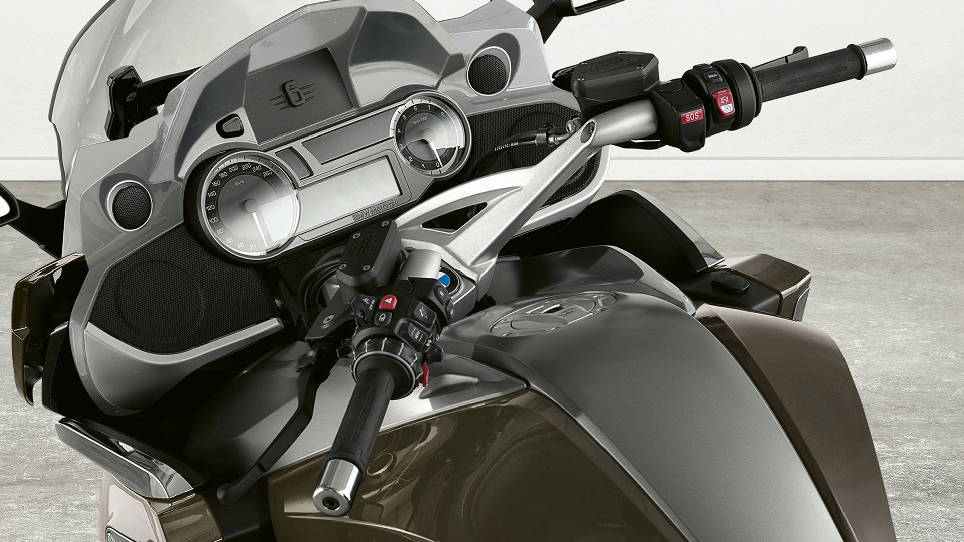 K 1600 GTL tank trim